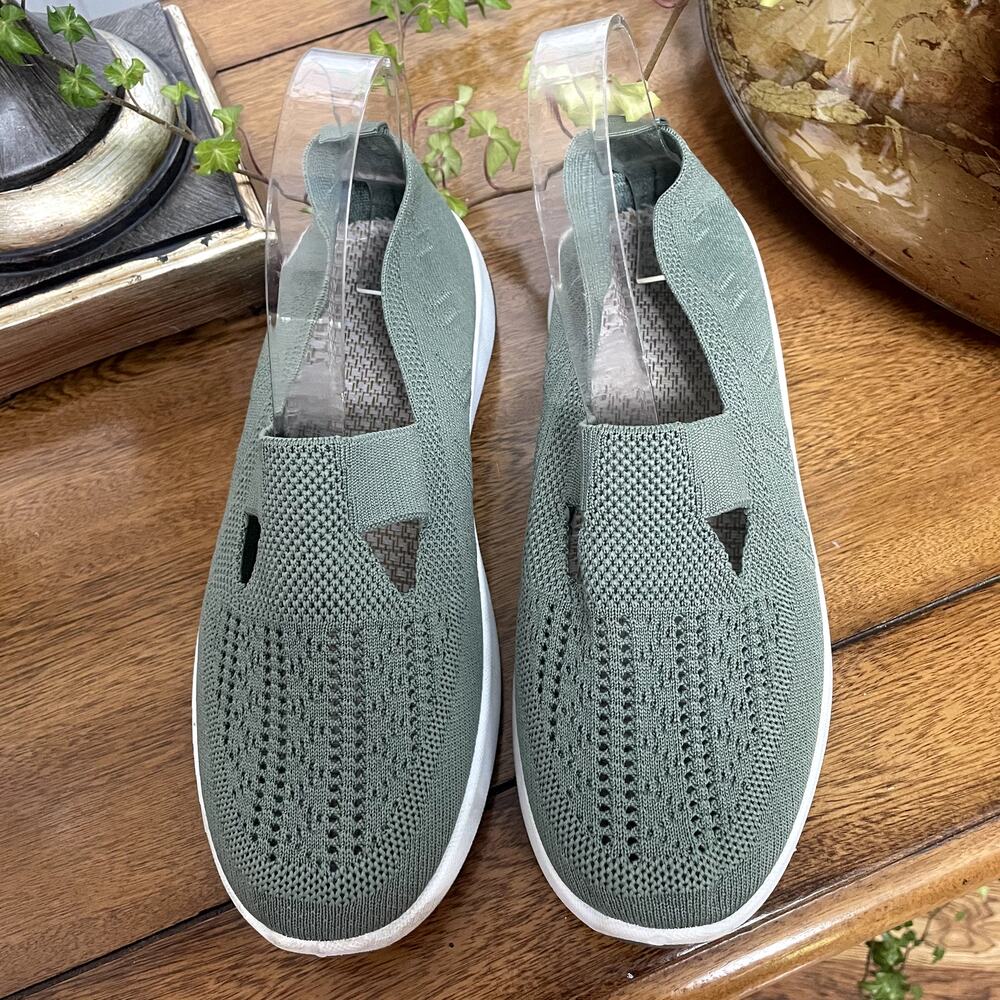 Women's Breathable Hollow Sneaker- Casual Walking Shoe Sz (40) 9